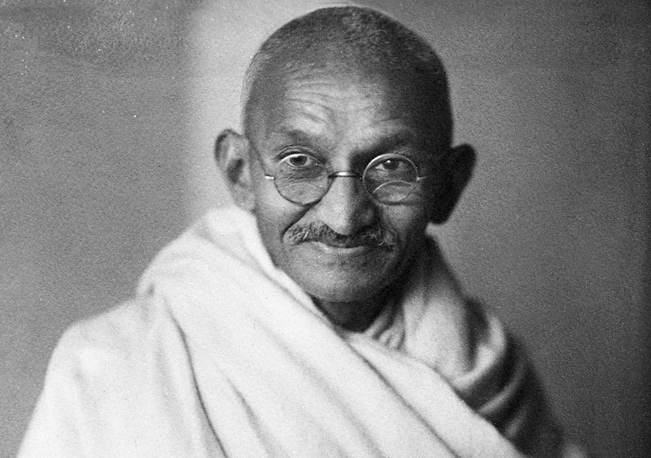 Belajar Kekuatan Ketenangan dari Mahatma Gandhi